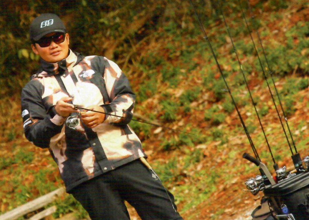 Рассмотрим взаимосвязь между типом лески и траекторией&nbsp;блесны